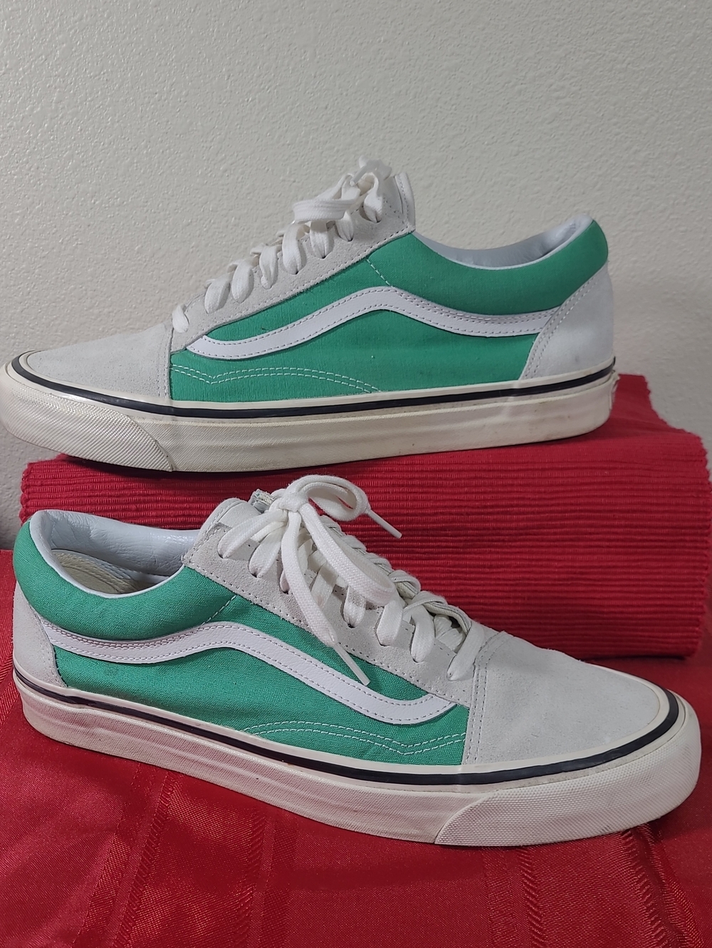 Vans Old Skool 36 Dx, Aneheim Factory, Jade Green and White Low-Top Sneakers